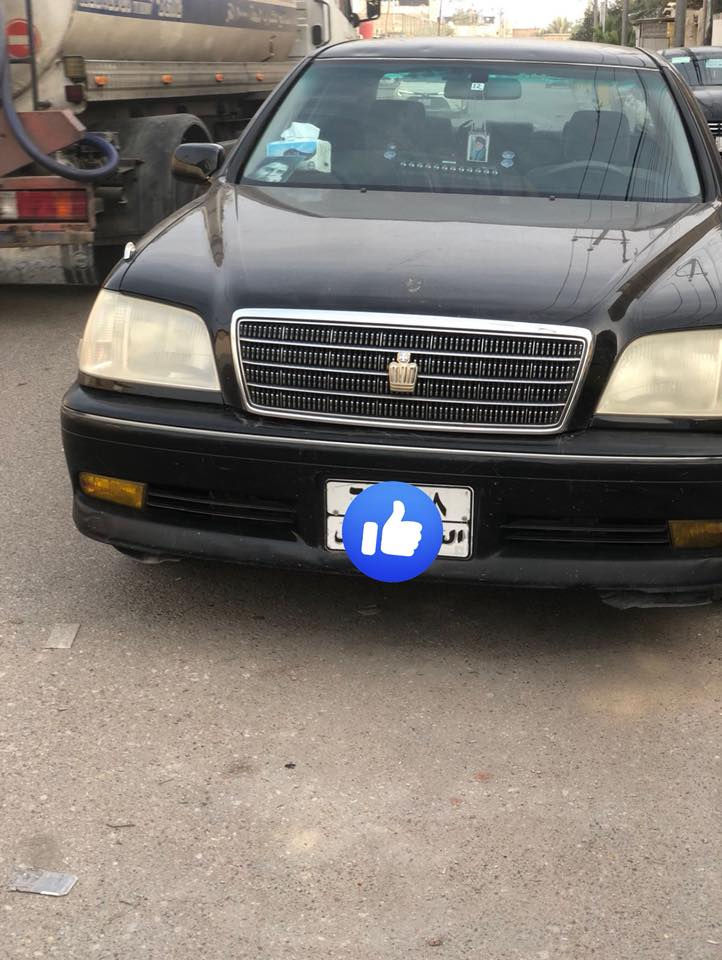 ملكه. دكمتين ادوات. ادوات. متومه رقم وسنويه. عل شاصي مكينه دي فور برده خلفيه سياره جديده دواخل حلوه. شراي بخدمتك سعر 30 ورقه وبيها مجال للشراي مكاني البصره ***********
