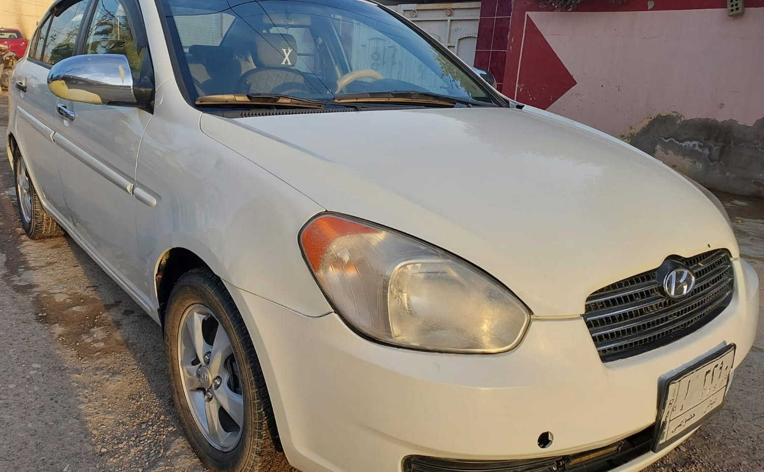 السلام عليكم
أكسنت ٢٠٠٩ امريكي 
بيهه جامرلخ خلفي بدون دواخل
وكم قطعه صبغ مو احزام بس اعتبرهه حزام 
بدون دواخل سياره حلوه ونظيفه كير محرك خير من الله 
العنوان ديالى بعقوبة
 السعر ٧٨ وبيهه مجال بسيط
للأستفسار الاتصال ع : ‭٠٧٧١ ١٧٧ ١٣٥٧‬
