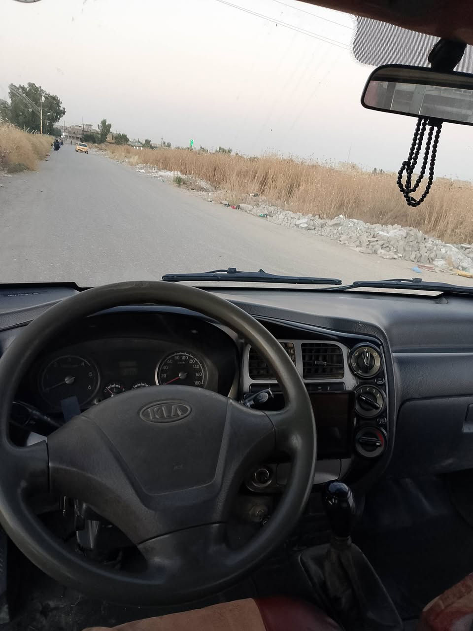 سلام عليكم كيا حمل بعيره 2010للبيع كير محرك اكسن شاصي شرط طخم تاير جديد باتري جديد كهربائيات كلها شغالا شرط شرك التحويل رقم دهوك انكليزي هزا صاقطا 
***********
