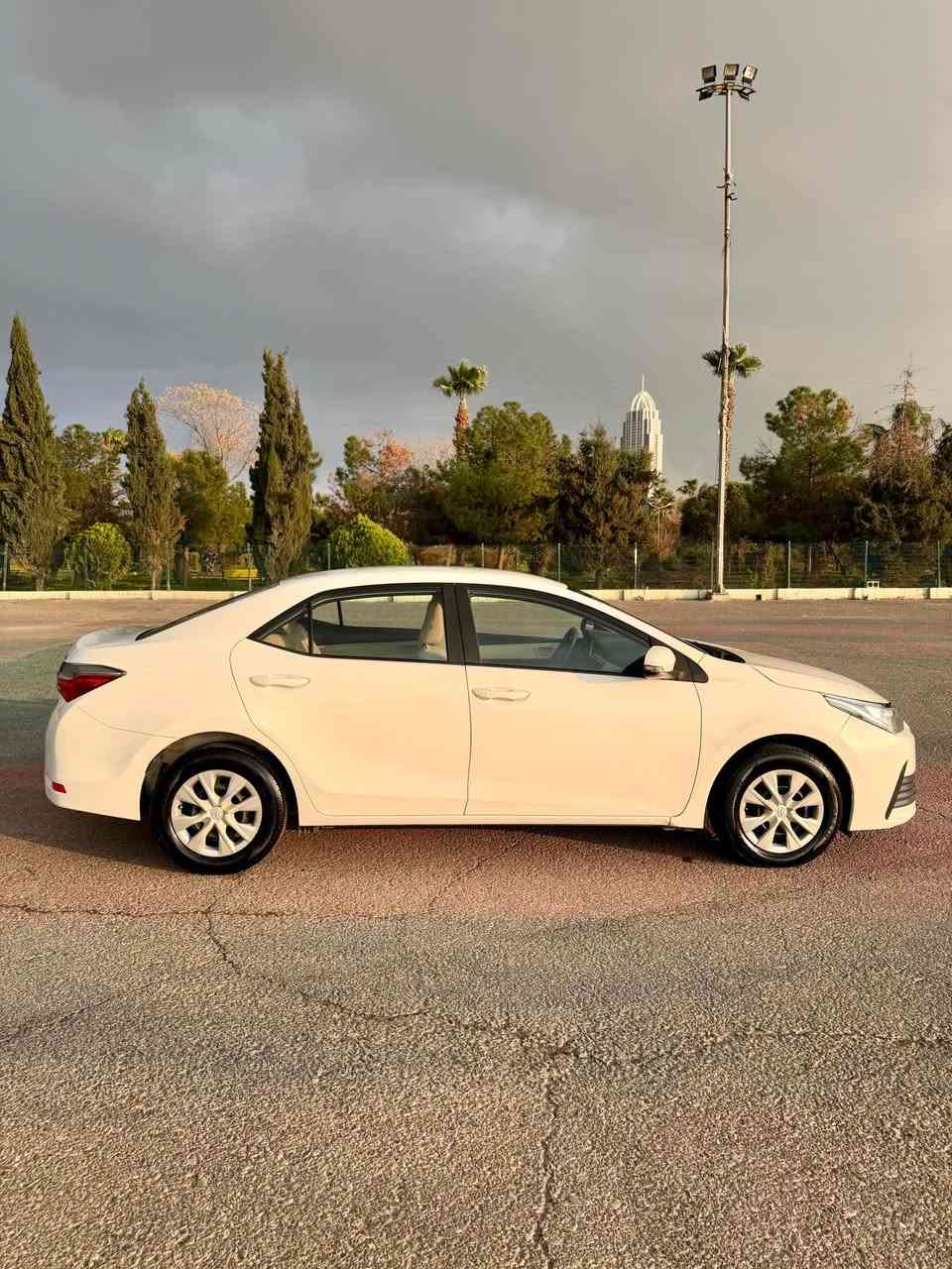 تویتا کرۆلە ٢٠١٩ سەیارەکە زۆر پاکە هیچی پیوە نیە سبوخ ساردەکوتی نیە ١١٧٠٠٠ هەزار کیلۆمەتر رۆیشتیە مەکینە بچوکە
گیرو مەکینە بە شەرتە سەیارەکە لە هەولیرە ***********
*********** وەتس پاپ و کۆرەک أربيل, العراق
