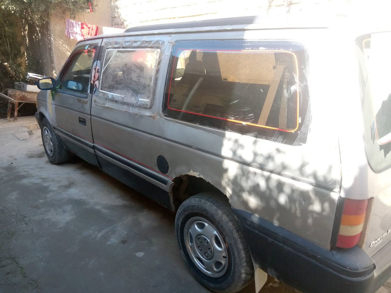 سياره جلايزر سبعه راكب موديل 92 محرك جير كوريلا ابيع فحم السعر من الاخير تسع ورقات وكه اتصل على هذا الرقم واتساب بلاش والله العظيم بلاش *********** هذا رقم واتساب تعال خاص
