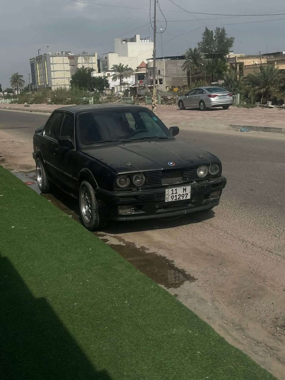 سيارة bmw
السيارة نضيفه محرك جديد ونجي بكارتونه كير نضيف سيارة جاهزه تبريد تدفئة ترايك وين ما تريد 
هزة مهزوزة 
سنوية لحد شهر 11
رقم بغداد الرقم الجديد 
السيارة نضيفة كشنات ودشيرل نضيف وشاشه 
كزوز رياضي 
ويل كب رياضي الاصلي مو التجاري 
تايرات جدد
حداده نضيفه 
باتري جديد 
عنبار جديد 
راديتر جديد
فانات جدد 
السيارة فول 

سعر 34 وبيها مجال للشراي التواصل ***********

