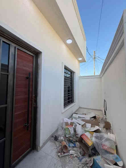 أسلام عليكم ورحمة الله وبركاته 🌹
اللاستفسار📲 ***********

دارين سكن للبيع 🏭
ماشاءلله عل ترتيب ونزاكه
مساحة كل بيت 125م
نوع العقار طابو زراعي
بأسم عراقي سند 25

لبيت لأول ركن على شارعين
ولبيت ثاني على شارع 9م
كافت لخدمات متوفره

كل بيت يحتوي
⬇️
دوانيه
وصاله
وغرف نوم 2
مطبخ
صحيات خارجي وداخلي

العنوان ابولخصيب
طريق العوجه 🛣
شارع حسينيه لانوار
موقع راقي

بيوت فارغات وجاهزات للسكن
تستلم بيتك عد لمكاتبه
تريد بيت أو تريد ثنين

سعر كل بيت 70 مليون وبي مجال
اللاستفسار 📲 ***********
