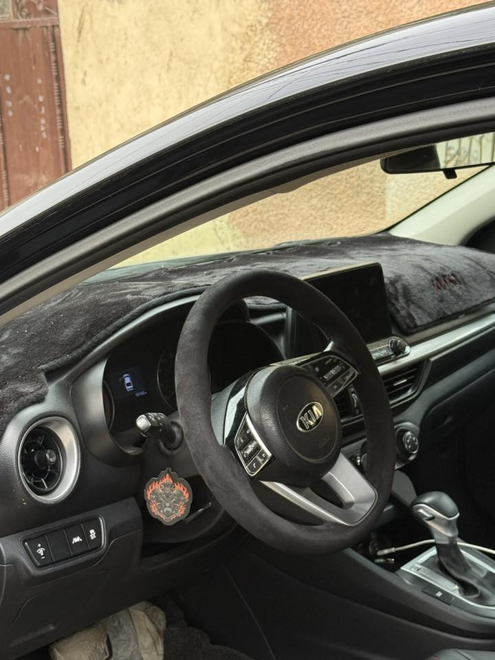 فورتي 21 رقم بغداد نكليزي
ماشيه 50 ميل 
حادث بنيد بارد فقط بدون دواخل بدون صبغ 
صدر امامي خلفي جديد وضع الشركة 
تخم تاير جديد لايت زنون 
شاشه تدعم الكار بلي 
تحديد مسار 
مانع انزلاق 
كروز مثبت 
دوشمه 
سونار داخل المنشور

السعر 138 وبي مجال 

***********
