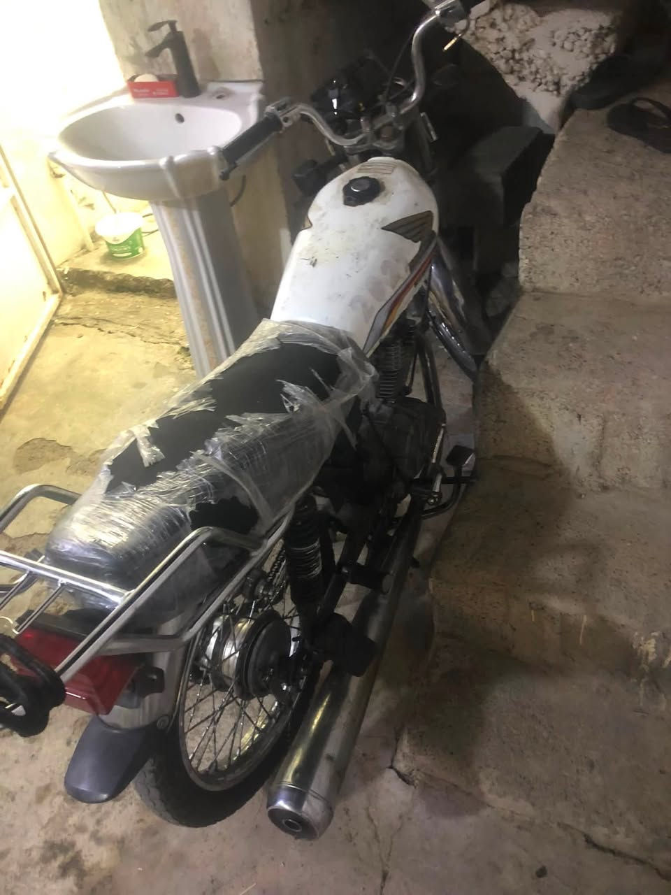 دراجه للبيع طافيه السعر 135 قفل قفل


**إذا كنت صاحب هذا الإعلان وتريد حذفه لأي سبب، رجاءا أرسل رسالة إلى الدعم الفني**