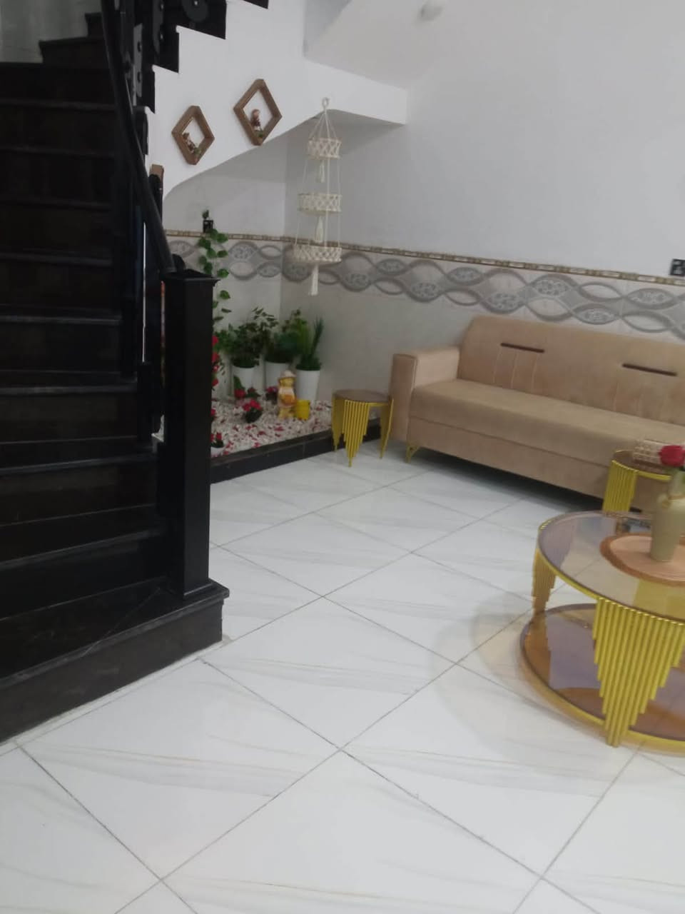 🏠بيت 150 متر ركن مطلوب قرض اسكان

مطلوب قرض اسكان 63 مليون السعر الكلي 210 مليون قابل للتفاوض 

مطبخ *صالة*استقبال *صحيات * 2 غرف نوم 

موقع البيت الانتفاضة الرابعة 

موقع الشركة شارع الدرة مجاور كوفي 1001
للاستفسار 
***********
***********
