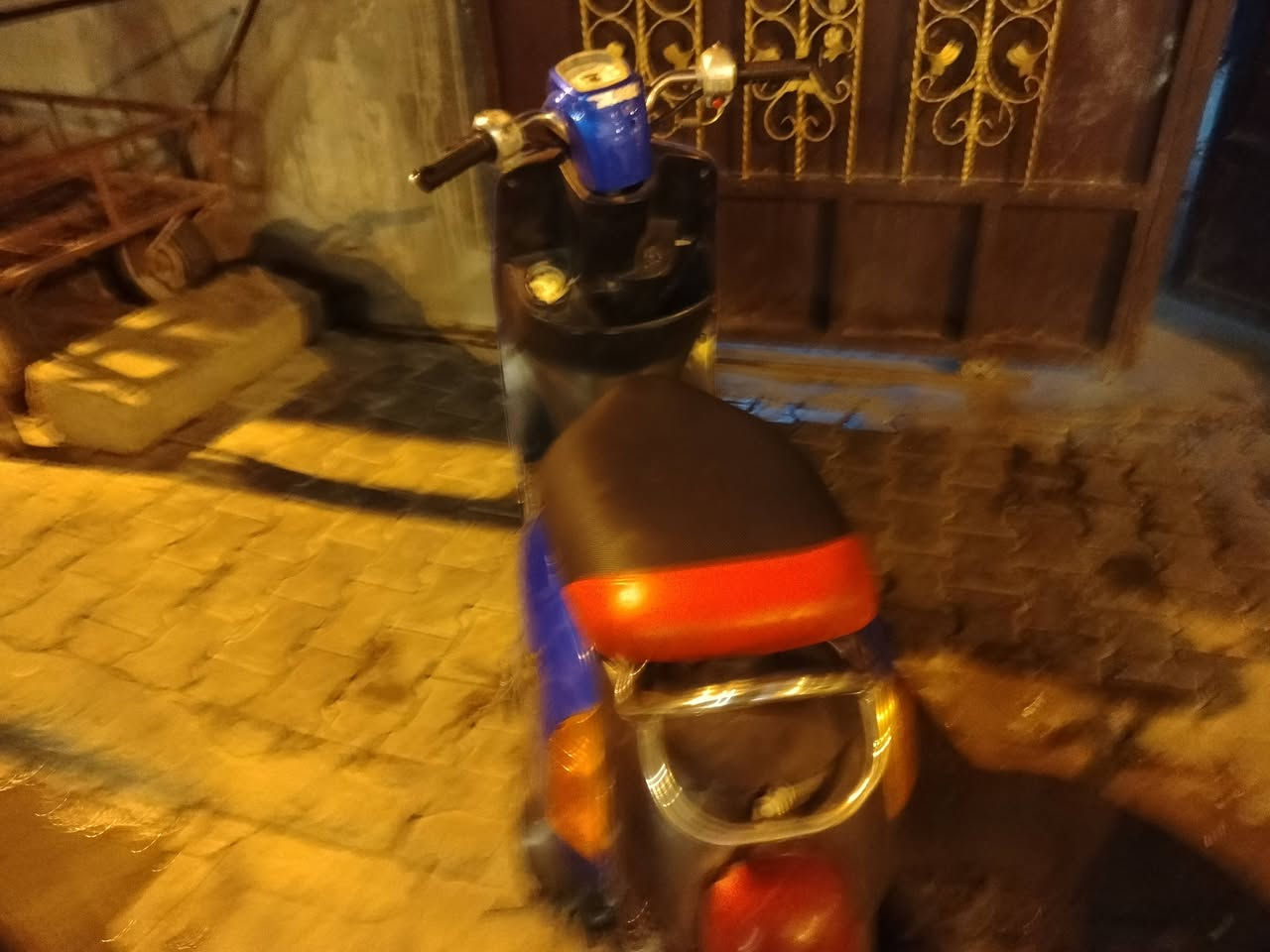 دراجه  ماكس بوليس نضيفه شغاله كلشي بيهه بس نقص باتري السعر 400 بيهه مجال قليل ***********
