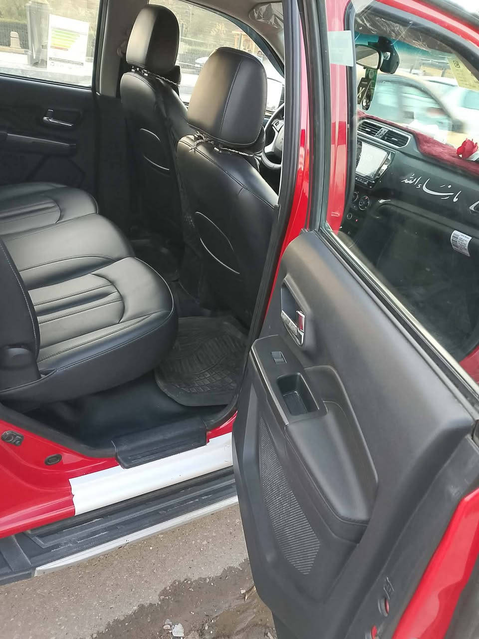 اسلام عليكم 
بيكم كريت وير 
رقم دولي كاربون بانزين بي
فول مواصفات 
تحكمات جهتين 
داخل اسود 
كشنات جلد شاشه
 كاميرا أمامي وخلفي 
حساسات اربعه دسك
 تبريد ثلج تدفيه نار
كير محرك شرط السياره
 ماشيه اربعين الف 
باتري تايات اربعه جديد السياره مال جناي
ضرر بوند وجاملق فقط بدون دواخل 
المكينه 2400 مرغوبه 
استفسار 
***********
***********
