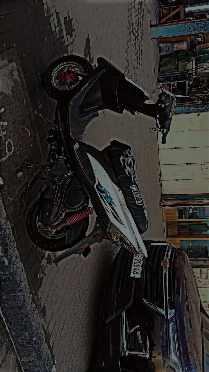 ماكس عدله توه طلعتها من الوكيل الدراجه مبدل دهنه بس مرتين اني كل 15 أبدله الدراجه ما ماشيه وناعمه ومناقصه اي شي السعر 950 وبيها مجال بسيط رقم الهاتف ***********
