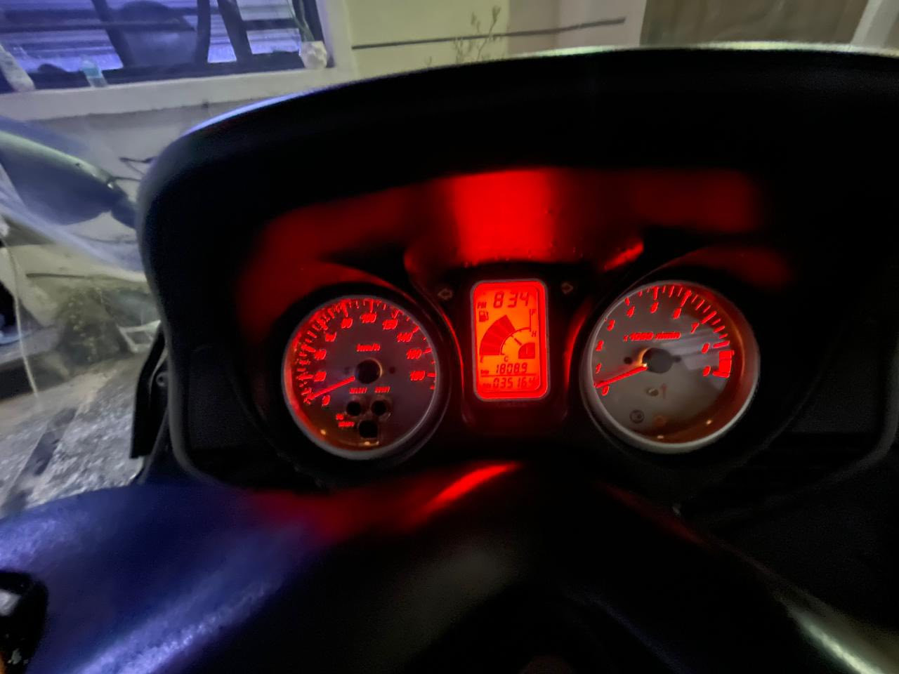 السلام عليكم تيماكس للبيع موديل 2008لك مصار فتره من اشتريته الله شاهد برغي مابيه نقص تنكر سويج وتطلع بشارع الف متصرف عليه سايد بريك تايرات جدد كله شغاله سعر 23ورقه وبيه مجال  ***********
