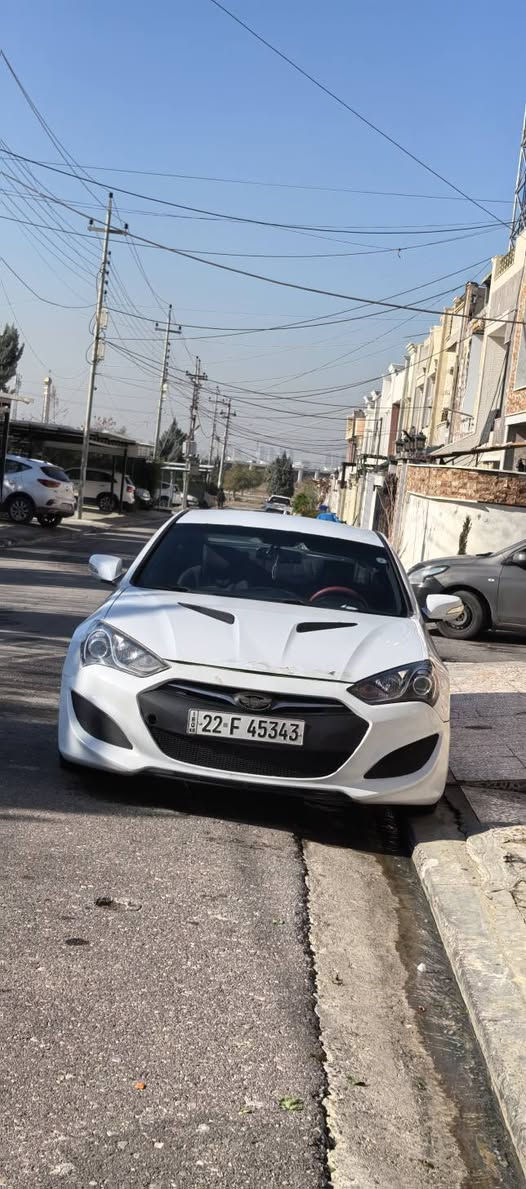 هوندای جێنسس کوپ ٢٠١٦ فول فول مواسفات بەس سلایت نیە ٣ گێجە گێر و مەکینە و کارەبای بەشەرتە دوو پارجەی هەیە بێ داخلی بێ ئێرباگ مەکینە ٦ پستنی مەرغوبە رەقەمە و سەنەوی و هەزەی نوێیە ١٣ وەرەقە غرامەی هەیە دەگەرێتەوە پاش مەحامەلە 
*********** أربيل, العراق
