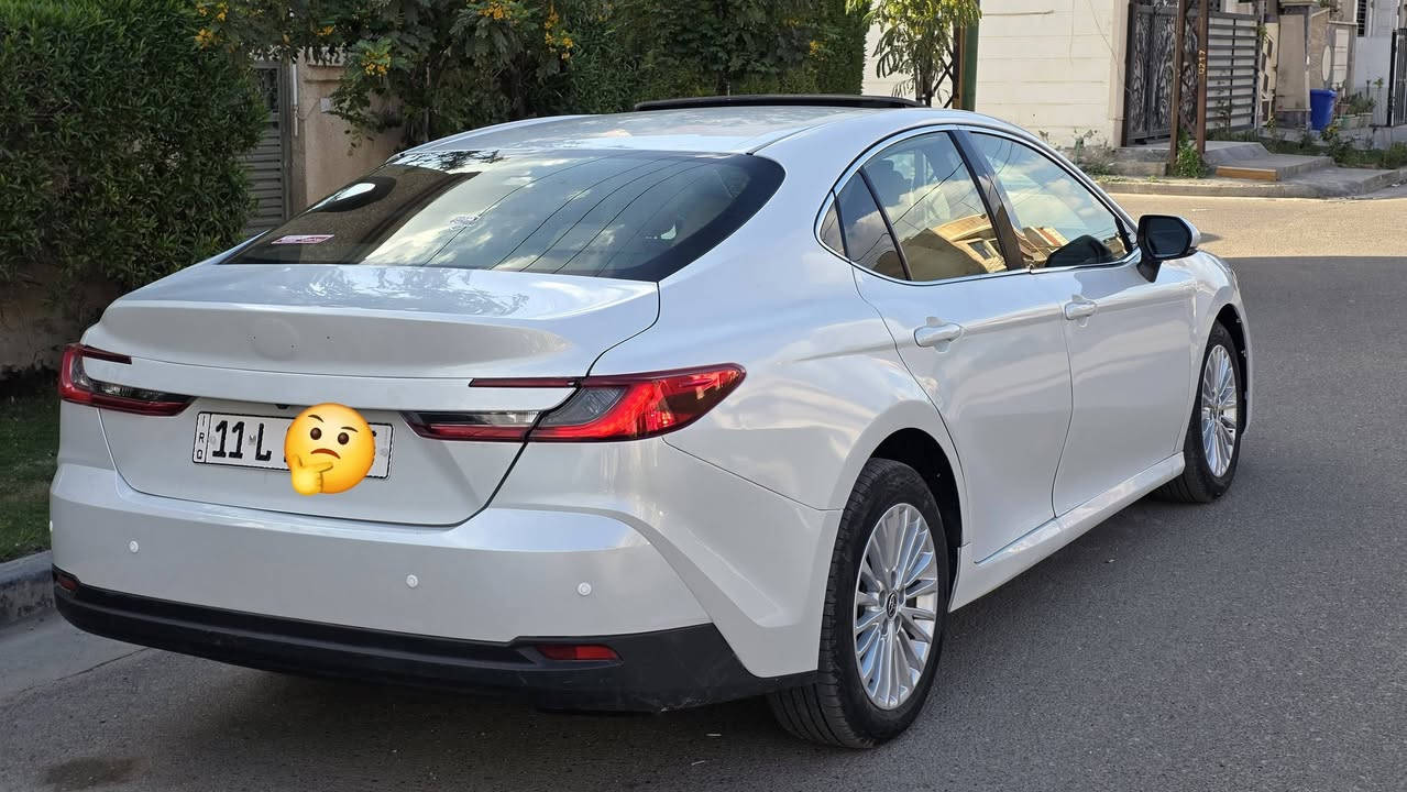 للبيــع كامــري هايبــرد ♕2025♕
محجـــوزة للمصـــرف مقتــرض وكفيــل 
تنبــاع بوكالــة لحيــن اكمــال الاقســاط 
السيـــارة فـــول الفـــول يابانـــي اصلـــي 
وكالة عبد اللطيف وكلشي موضح بالصور 
مالكهــا يسكــن بغداد انسان ذهـب صافـي 
مكان السيارة بغــداد الدورة او الجادرية 
البيــــــع مــــع الوكالــــة 
السيـارة بيها صبـغ ♕4♕قطـع ماشيــة ♕2000♕ 
للأستفســـار عـــن السعـــر الاتصـــــال 
***********
***********
