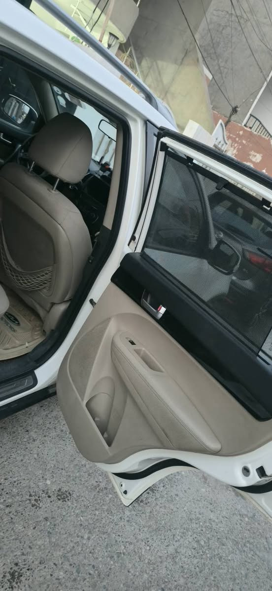 سورنتو2015 خليجي ابيض ثلجي مكينة 4 سلندر 2400 دوش شرط لا صرف ولا نفخ السيارة فول مواصفات عدا البنوراما كشنات كهرب تشغيل بصمة مع بصمة ابواب داخل صاج ترحيب دوسات مع إنارة ابواب تحكم استير كروز سرعة نظام يكو مود درايف شاشة مع كاميرا مع حساسات خلفية وامامي مرايات شفط مع إشارة بالمراية بردات خلفية لايت لد مع منظومة زنون بك لايت لد سبعة راكب تبريد مركزي بيانو ويل كب كروم السيارة جديدة ومكفولة كفالة عامة من الصبغ والتبديل طخم امامي خلفي جديد   السيارة رقم اربيل بسمي ***********واتس بي عنوان اربيل
