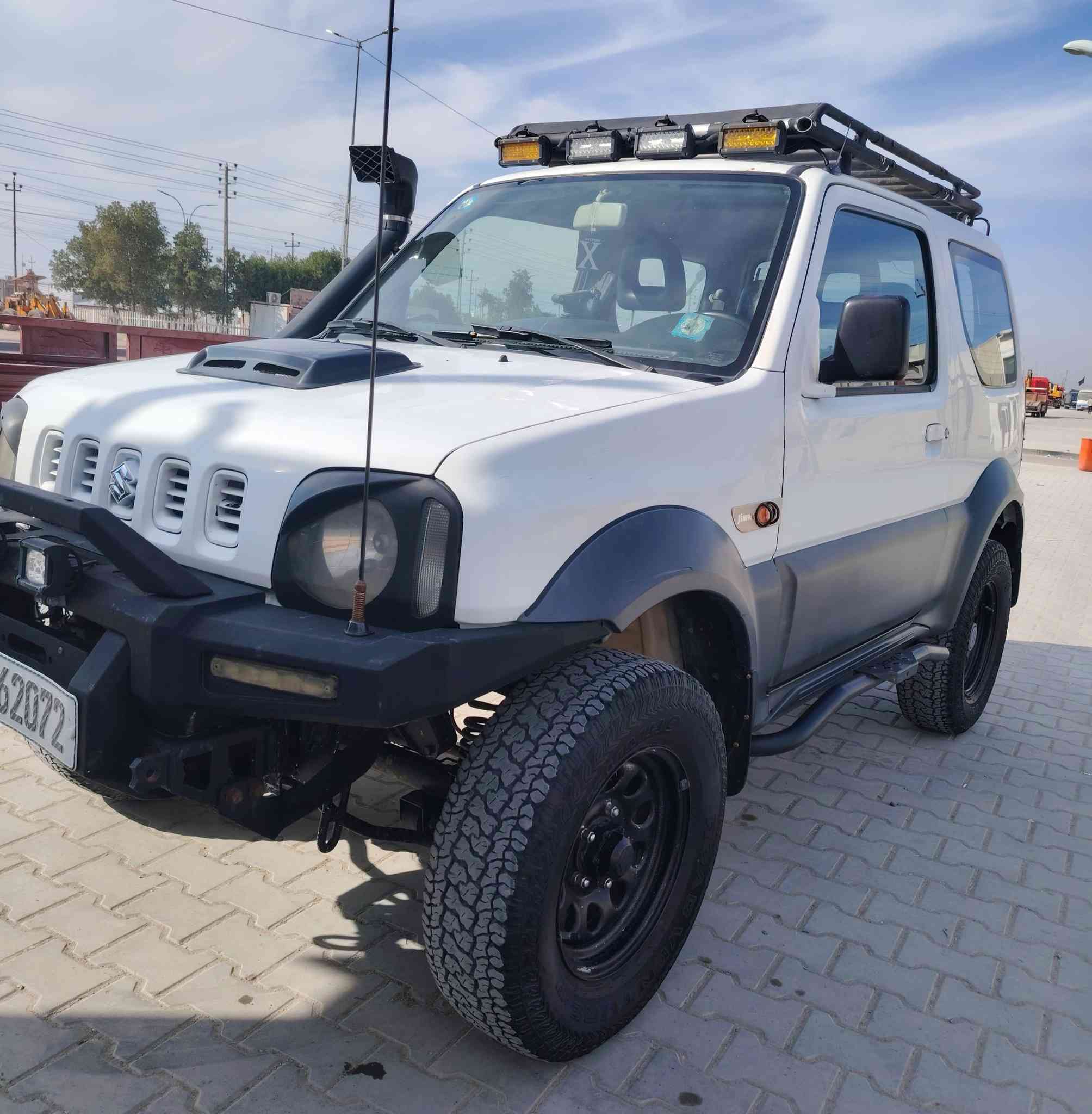 سياره سازوكي جمني مديل 2011 فورويل گير عادي سستم كامل كفاله عامه رقم بغداد  المكان بصره الدير  سياره جديده وما متعوبه 
السعر 92 
وباقي التفاصيل على رقم 
***********
