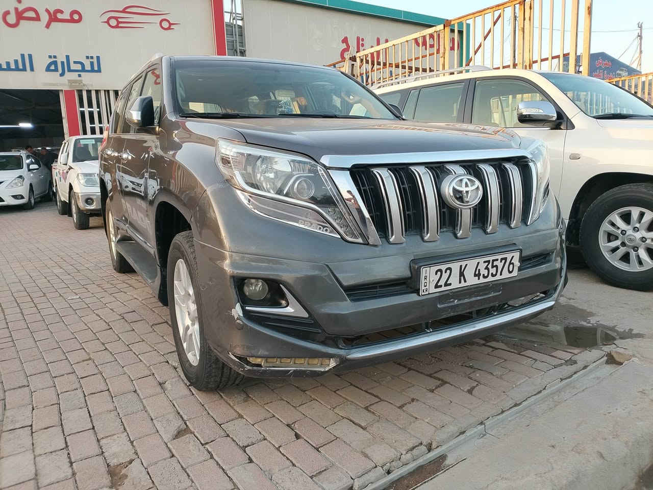 .السلام عليكم
برادو موديل 10
سياره بلادي 
مكفول الضرب لا تبديل لا صبغ 
كير محرك تبريد مكينه كفاله عامه 
تخم تاير شواصي مكفولات بلادي 
رقم ربيل شكل جديد نكليزي سنويا جديد هزه جديد 
4سنكدر 
تبريد ثلج 
سعار سياره 190بي مجال حك جيتك العمله 
العنوان بغداد بلديات نتصل وتدلل عله رقم 
 ***********
