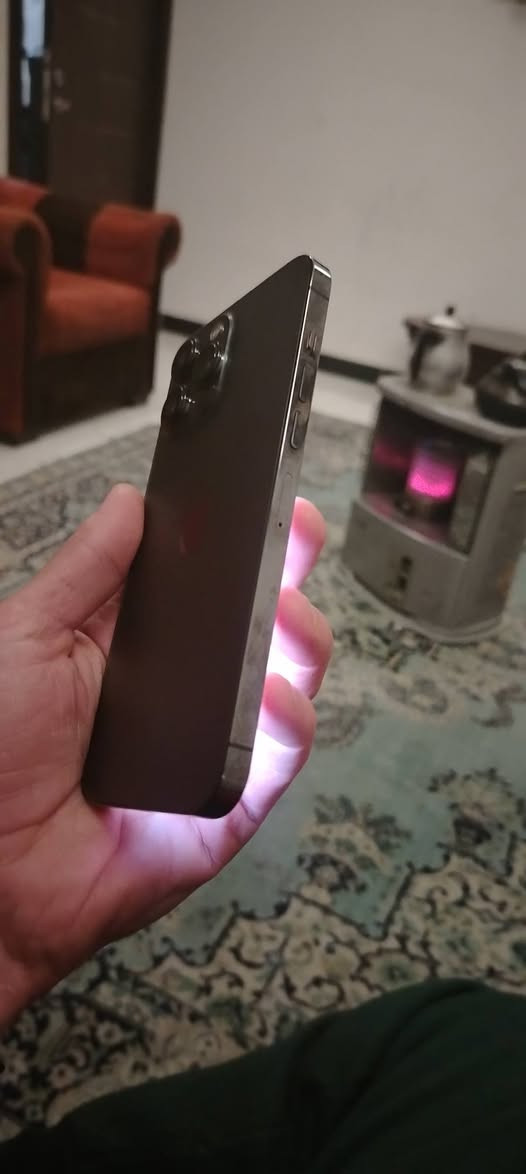 سلام عليكم
13 بروماكس مكفول وتر
بطاريه84  ذاكره256
 نظافه100  سعره650 قفل قفل قفل
غير قابل للعمله مكاني بغداد
الدورة ***********
