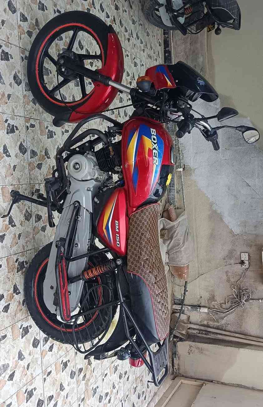 بوكسر موديل 2021 اوراق كاملات للبيع سعر مليون و100 وبيه مجال لشراي محرك مامفتوح مابي نقص مكاني بعقوبة كاطون الرحمة خاص موجود او اتصل ***********
