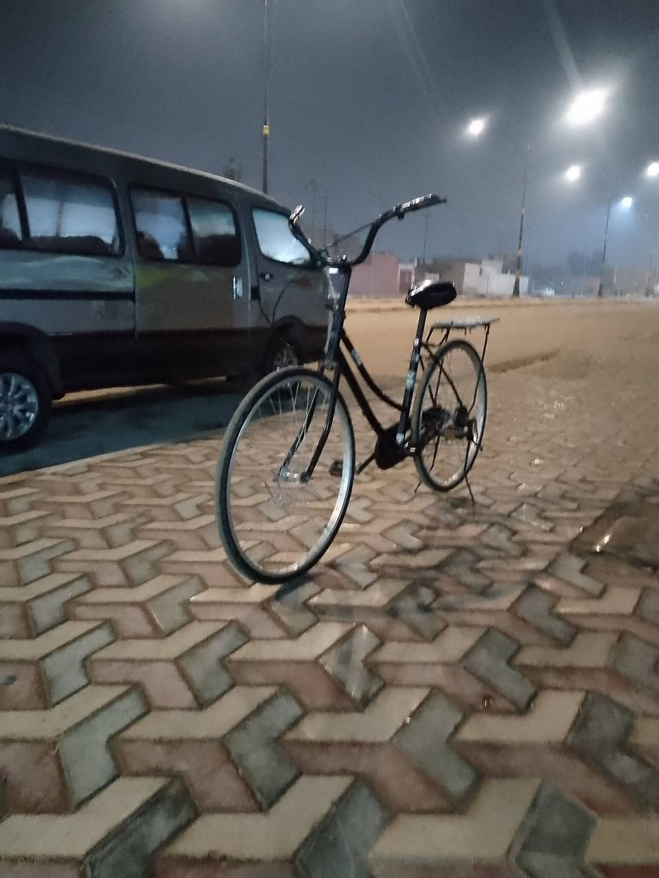 السلام عليكم بايسكل 26سانتوس موديل 2017 المكان سوق الشيوخ ناحية الفضليه السعر 75وبي مجال الاتصال واتساب ***********
