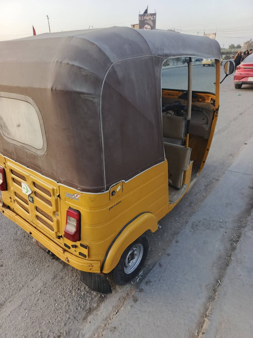 السلام عليكم تكتك للبيع موديل 2019 شهر 12 رقم إنكليزي هزه جديده مكان بغداد السعر 5750 مابيه صبغ فقط دوس معمره ***********
