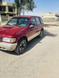 للبيع فقط كيا سبورتج 1994 كير اوتوماتيك محرك 2000 سياره رقم نكليزي بأس...