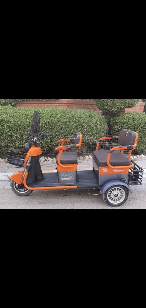 الحجم الكبير ٨٠٠ هاتف ***********
