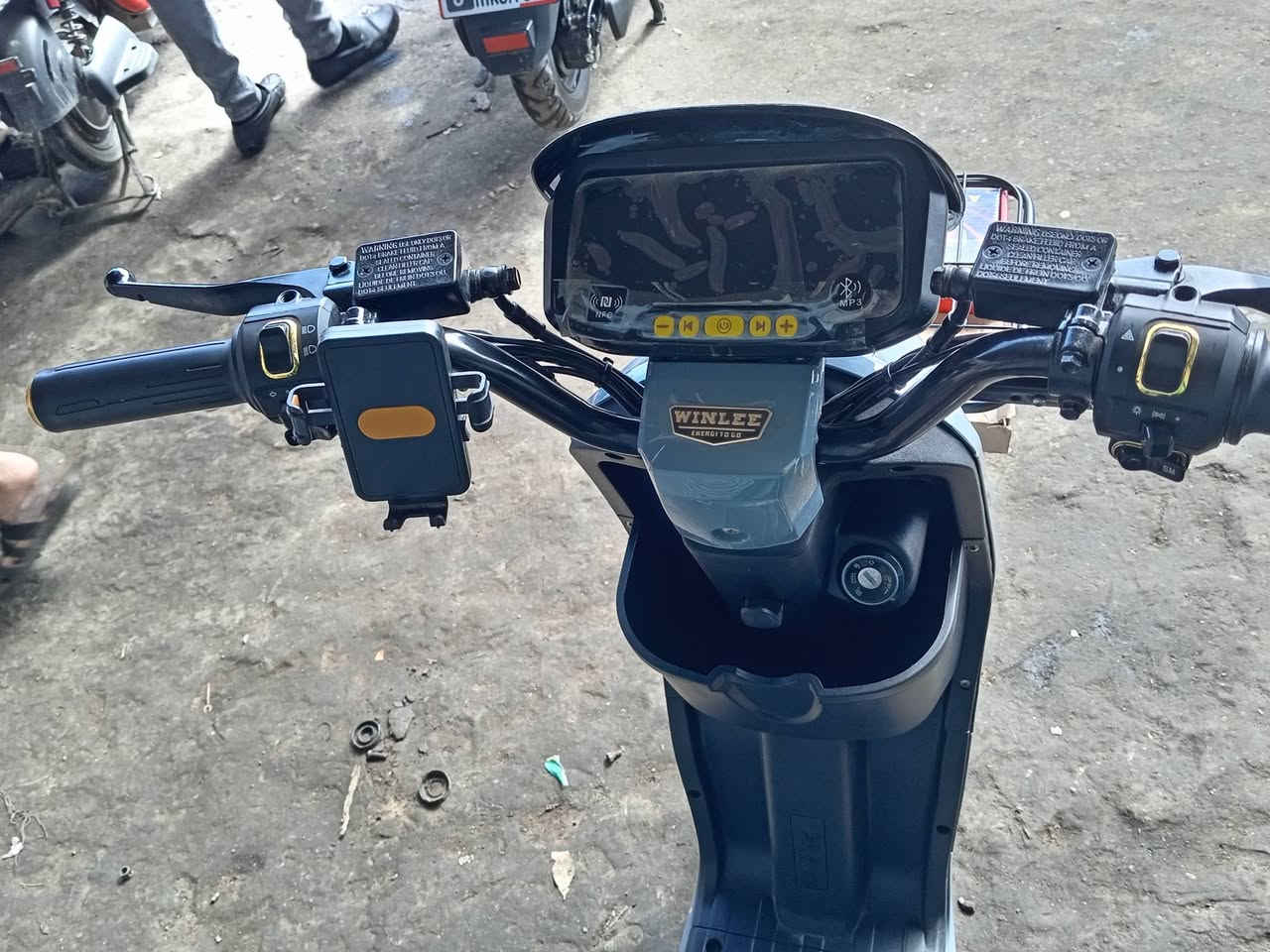 الإسلام عليكم دراجه R9 ويلي الصلي دراجه نضيفه اب معنه الكلاام شرط من التايه لل تايه بطاريات اطلي 2026 مستخدمه قليل وتجي وتشوف اب عينك مديل 2026 ما نقصه برغي السرعه 109 بل شاشه الحقيقي 70/60  خمس بطاريات( 32 -T) العنوان حي السماح        رقم الجوال *********** الشراي يخابر او يجي خاص السعر 550 الف وبي مجال للطيبين
