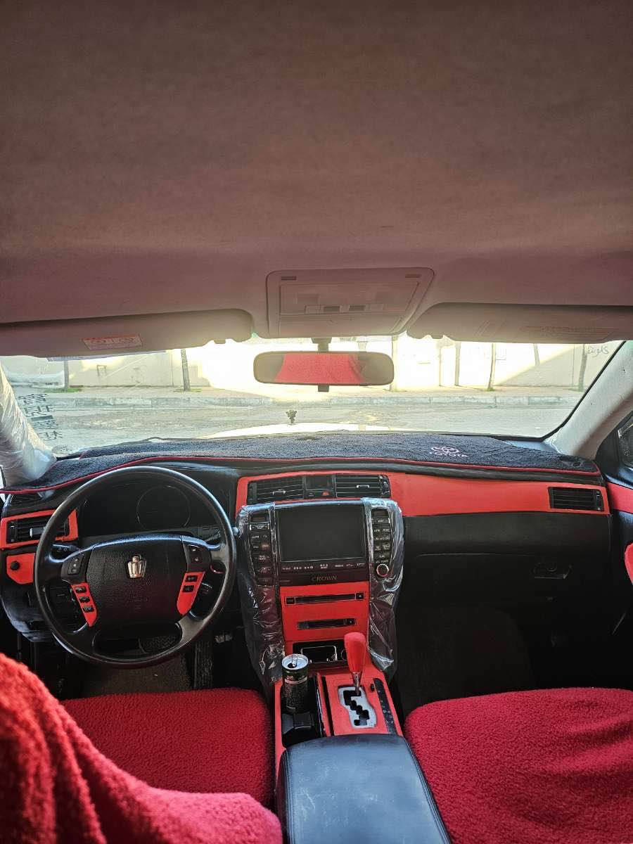 سڵاوتان لێبێ شاهانە لۆک لۆک 
سیارەکە ١٨٠ بچوک بە بچوکە  
سەیەرەکە کۆدی ئاسایشی بۆ کراوە 
سیارەکە ساغە 
موسو بڕاوە نیە 
بە شەریی گێڕو مەکینە و بەشەرتی کەڤەر گۆڕاو نەبێت شانسی کۆسرە نەبێت 
کارەبایاتی کاملل جایزە 
بە شەرتی هەموو شتێک 
 کەمل مەسرەفکراوە
سیارەکە زۆر زۆر پاکو جوان ماوەتەوە 
دەعمو لێدرانی نییە 
تەنها ٣ پارچەی ئەوروپای پێوەیە بێ دەعمە 
  مەجموسوکانی لێکززە 
کوشن خەزن 
تایەو ویلی دینگەی لەسەرە  
کاملل سەیارەکە سپۆرتی بۆ بەسراوە 
ئاوێنە ئیشارەتە  
کاملل جوانکاری بۆ کراوە 
سعری فرۆشتنی لە خوار هەموو بازاڕەوە ٦٨$ و معامەلەیەکی زۆر کەم

***********
*********** السليمانية, العراق
