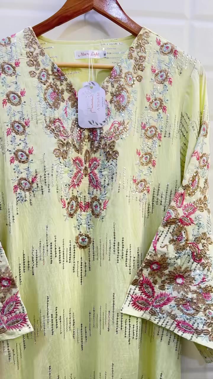 متوفرة هذه الدراعات للبيع بسعر الجملة  
سبب البيع اغلاق المشروع 

و كذلك دراعات قديفة مخمل ايطالي  قطع قليلة و التوصيل مجاني


**إذا كنت صاحب هذا الإعلان وتريد حذفه لأي سبب، رجاءا أرسل رسالة إلى الدعم الفني**