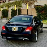 شكل الاس MERCEDAS BENZ E300 2018  فول موصفات ماشيه 70  الف حقيقي  لون ...