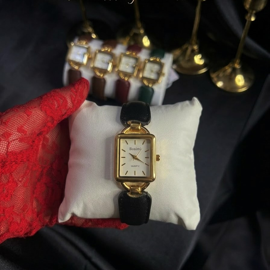 دكّة_الساعچـي⌚️

⌚ الأناقة ليست تفصيلاً… بل توقيعك الخاص.

وصلت الآن ساعة نسائية بتصميم كلاسيكي أنيق يجمع بين البساطة والفخامة ليضيف لمعصمك لمسة راقية في كل وقت.

✨ تصميم انيق 
✨ إطار ذهبي فاخر
✨ سوار جلد ناعم بألوان متعددة

اختاري اللون الذي يعبر عن أناقتك وتميزي بإطلالة لا تُنسى.

متوفرة الآن لدى دكّة الساعچي

📩 للحجز والاستفسار دايركت او على الواتساب 📲
يتوفر توصيل لجميع المحافظات 🚚
#العراق #اكسبلور #life #like4like #luxury


**إذا كنت صاحب هذا الإعلان وتريد حذفه لأي سبب، رجاءا أرسل رسالة إلى الدعم الفني**