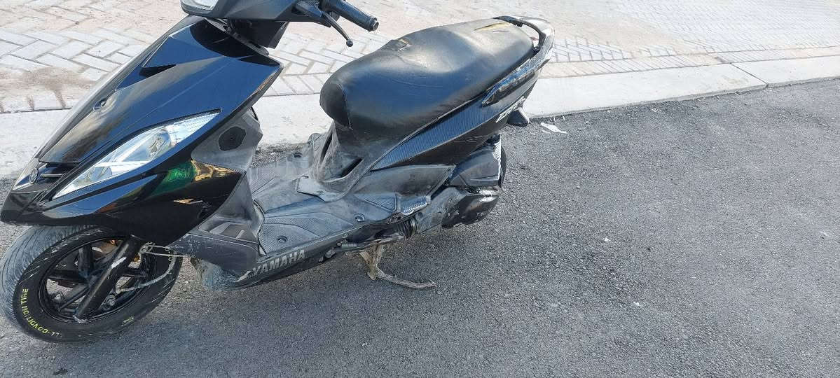 سلام عليكم  دراجة البيع جيتي ار  شلعة معدل كهربايات كامله شاير بكلات دشبول  كله كامل نقصة بس تريشة فقط  سعره 650 مستعجل محتاج فلوس  شراي خابرني ودلل واتساب ***********
