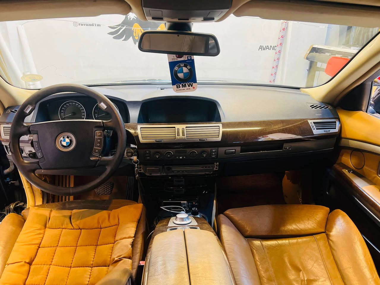 موديل ٢٠٠٣
بئ دعم ئك جار
١ قطعة صبخ بئ داخلي
حجم ٧٣٥
ساره قبات ماسفاته 
٤ كوشن جلد و هيتر و كاره باى
٥ په رده
هيته رو ته بريد
ساره بئ گئره 
صعر ٥٨ و مجال
دهوك
***********
*********** دهوك, العراق
