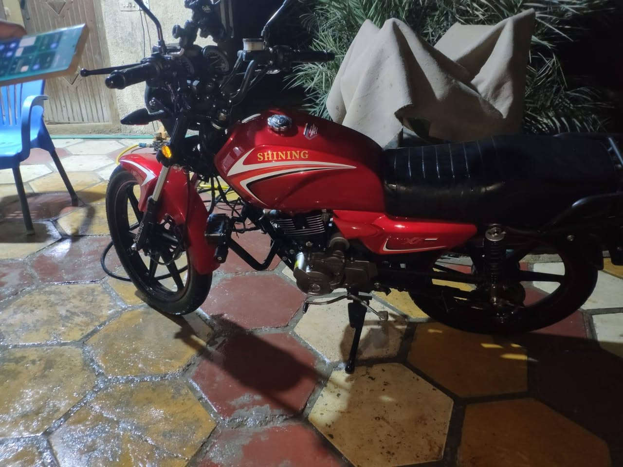 للبيع مديل ٢٣ جديدهرقم راعيه
+964 783 254 6356 تصلو علا راعيه وبل خدمه سعره ١٤٠٠ ةبيه مجال
