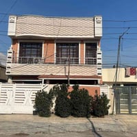 دار للبيع مساحه ١٠١ واجهه ٧ونص نزال ١٣ونص يحتوي على ٣ غرف نوم بطابق ال...