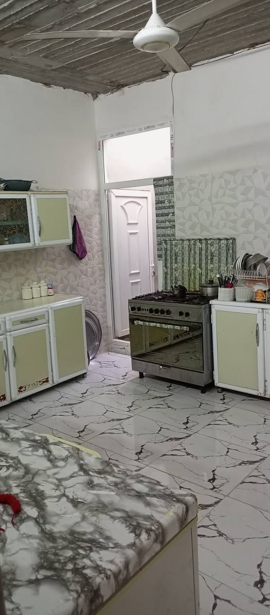 السلام عليكم  عندي بيت للبيع زراعي مساحة 115 متر اسرا  مفقودين  قرب  شارع العام قرب مدرسة الرواد السعر 55 وبي مجال رقم المبايل ***********
