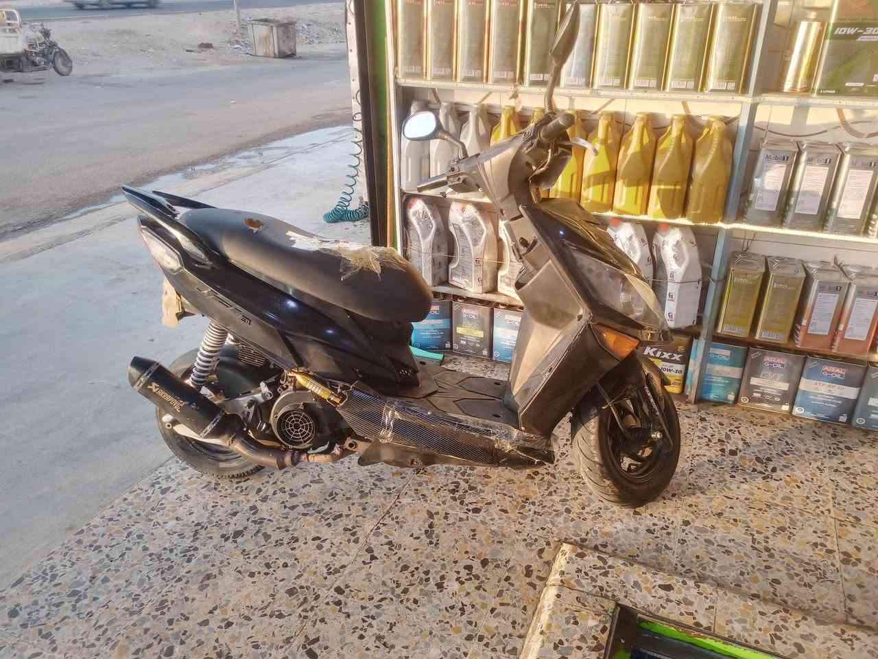 سايم نظيف حلو  نكره صلف سعر  475  مكني رمادي شارع 60  رقمي ***********
