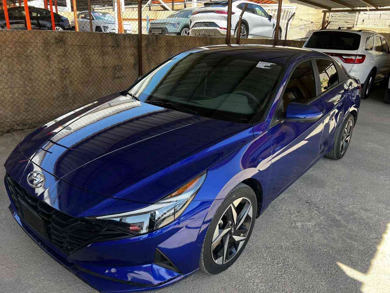 السلام عليكم
النترا 2023 محرك 2000 دوش 
بدون رقم تترقم اي محافظة 
وبدون اي ايرباك 
حادث خفيف وصور الحادث و رقم الشاصي مرفقة 
المواصفات : 
بصمة تشغيل وبصمة أبواب 
هندبريك دكمة 
تشغيل عن بعد 
شاحن وايرليس 
رادارات امامية 
رادار تعديل مسار 
تدفئة كشنات 
مود درايف 
شاشه كبيرة  متصله
مانع انحدار  
كروس سرعة
مانع انزلاق 
السياره نظيفه كلش 
مكاني : بابل📍

للتواصل والاستفسار : 
‭0773 368 0164
