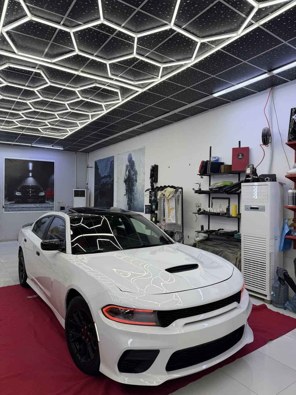 سلام عليكم
جارجر 2019 

بدون حادث سرقه فقط بيبان ومداكر 
حرة بصرة 

6 سلندر فول فتحه 

175$

***********
