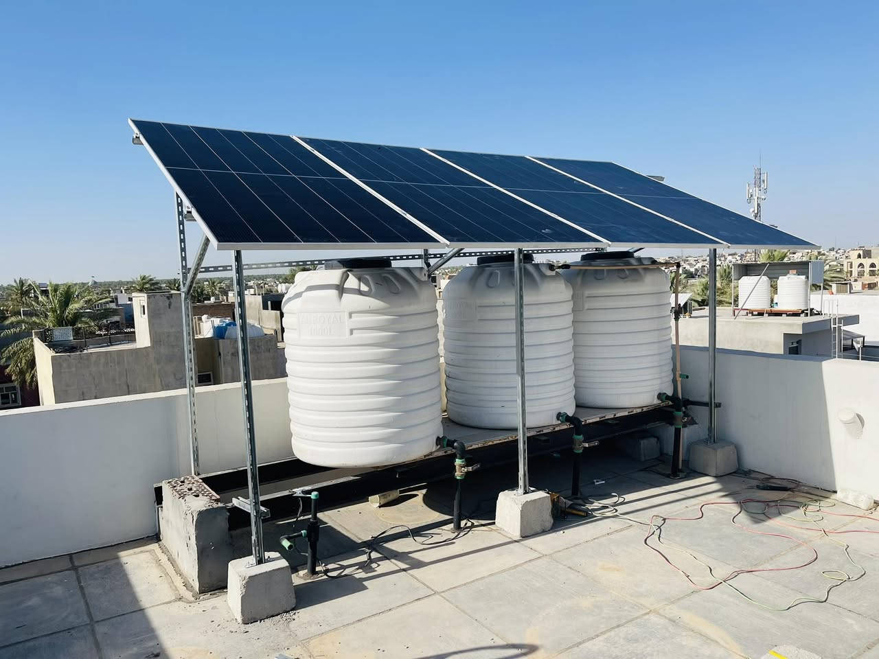 🔋⚡ منظومة طاقة شمسية عملاقة للأحمال الكبيرة ⚡🔋

هل تبحث عن تشغيل قوي ومستقر على مدار الساعة؟

نقدم لكم منظومة متكاملة قادرة على توفير 30 أمبير ليلاً وأكثر من 40 أمبير نهاراً حسب ظروف التشغيل والأحمال، لتمنحكم استقلالية وأداءً استثنائياً.

✅ 18 لوح جينكو بقدرة 650 واط للوح الواحد
✅ بطارية هورايزن العملاقة بسعة 32 كيلوواط ساعة
✅ انفيرتر هورايزن 12 كيلوواط عالي الكفاءة
✅ جميع المكونات بضمان يصل إلى 10 سنوات

منظومة مصممة وفق أعلى المعايير العالمية لتلبية احتياجات المنازل والمشاريع والأحمال الكبيرة، مع تنصيب احترافي وخدمة ما بعد البيع.

📞 للاستفسار والحجز:
***********

📍 ديالى – بعقوبة – شارع الفلاحة
مقابل معرض خريسان للسيارات
بالقرب من مرطبات الأمير

🏢 شركة أبراج المهندسين
ثقة، جودة، وضمان حقيقي لما بعد البيع
