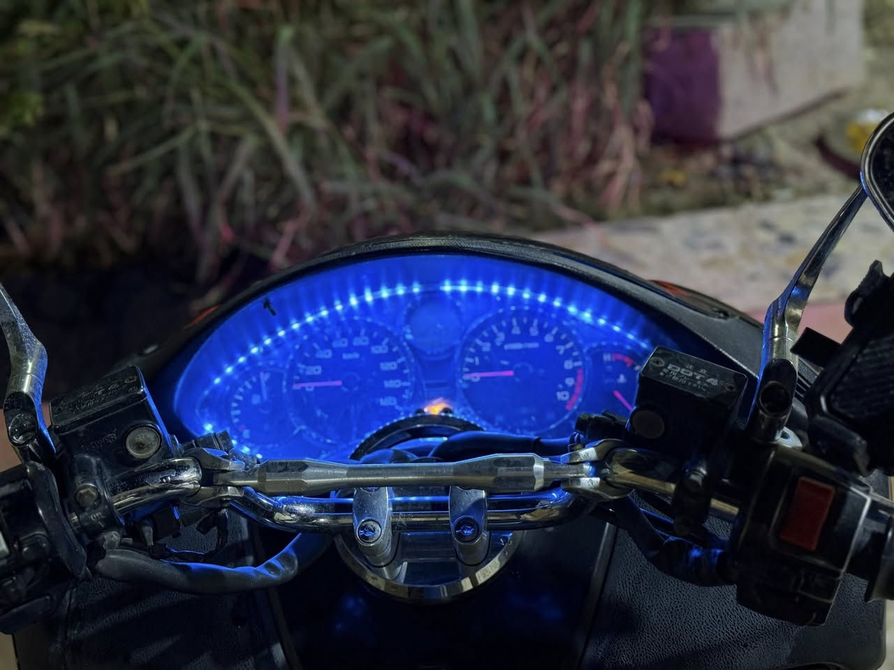 بيع سريع مستعجل سعر مناسب جدا ب 650 نهايته
سلام عليكم فورزة ٠٨  ( للبيع فقط أو مراوس بماكس حاوية )جاهزة للاخير عوزة بس جاملغ امامي نكسر نكرة بكل وقت مسويله ادامة كاملة من كلجات وفتبم جديد وجويتر زوج تاير جديد كهرباءيات كله شغالة مكينة مبدل بوش وبستم اصلي كزوز رياضي وطكات والسعر ب 650 سعر نهائي للاستفسار *********** موشراي لاترسل رجاءا
