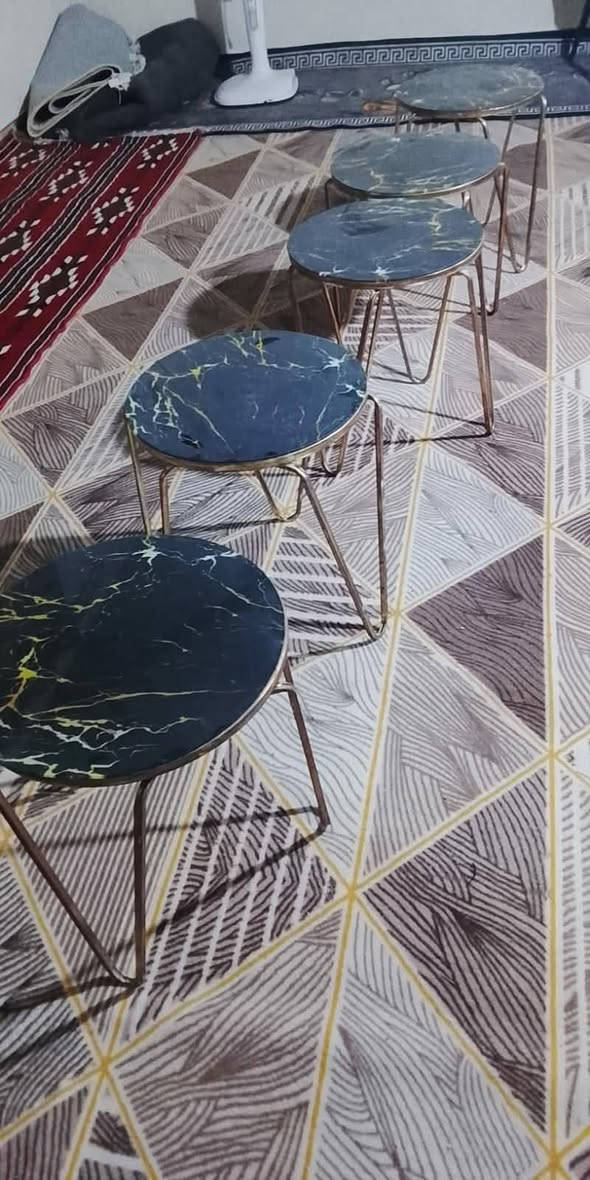 طاوليات يخبلن جدد البيع ***********.🙂
