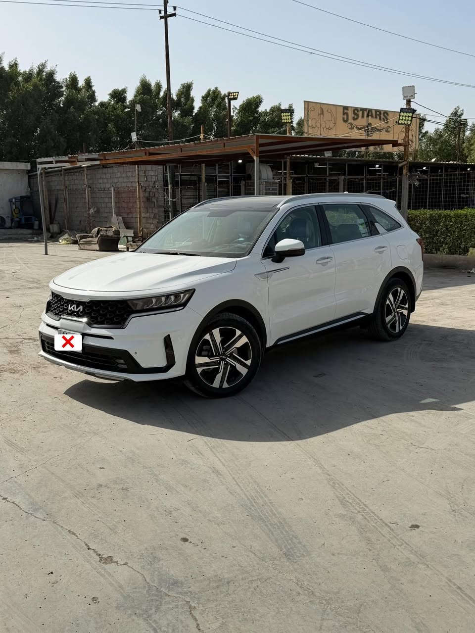 كيا سورينتو 2023 للبيع
السيارة خليجي 

ضمان شركة الدولية خمس سنوات 

رقم بغداد بأسمي تحويل ثاني يوم 

مكفولة كفالة عامة 

( مو دفع رباعي ولا تدفئة بالكشنات ) 

ماشية 57 الف 

مواصفات السيارة 1/1 

بانوراما على طول القمارة

كير ماوس 

7 راكب 

سايد بريك دگمة

كشنات الامامية كهرباء 

وبقية المواصفات معروفة 

مكاني بغداد / الشعلة 

رقم الهاتف / *********** 

السعر 290 $
