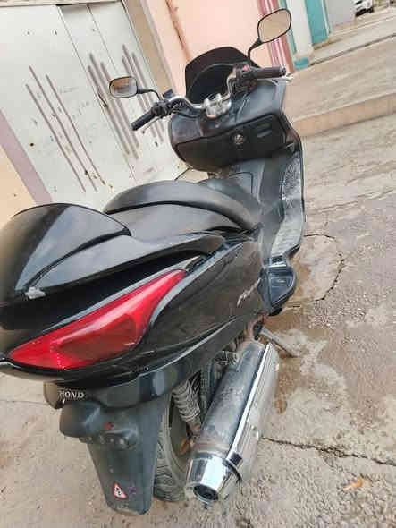 سلام عليكم
فورزا 09 بلادي عميه صوت ناعم كلش مكينه ما مفتوحه كله وضع شركه كلجات جديده وايرمنيات كله شغال اشاير كيج حماوه پانزين كله شرط مكينه شرط ما مصبوغ لونه الاصلي تحريكه تخبل تايرات جدد سعر (مليون قفل)   متواجد خاص ورقمي *********** مكاني موصل
