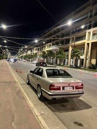 بي إم دبليو 525 • BMW 525 • بي إم دبليو • سيارة BMW • 525i • سيارة أوت...