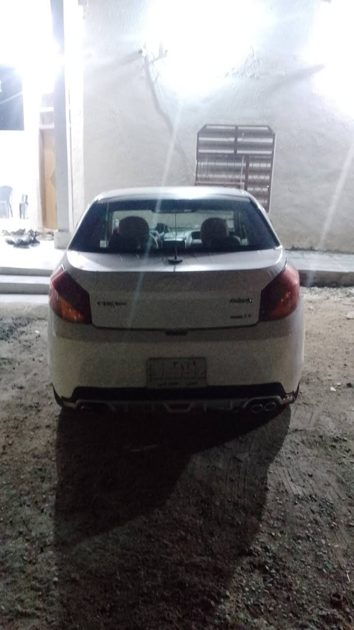 السلام عليكم 
شيري فلاوين موديل ١٣ سيارة جاهزة من كلشي مكفولة سعر ٢٩ وبيهة مجال حك الجية عنوان سماوة 
*********** بي واتساب
