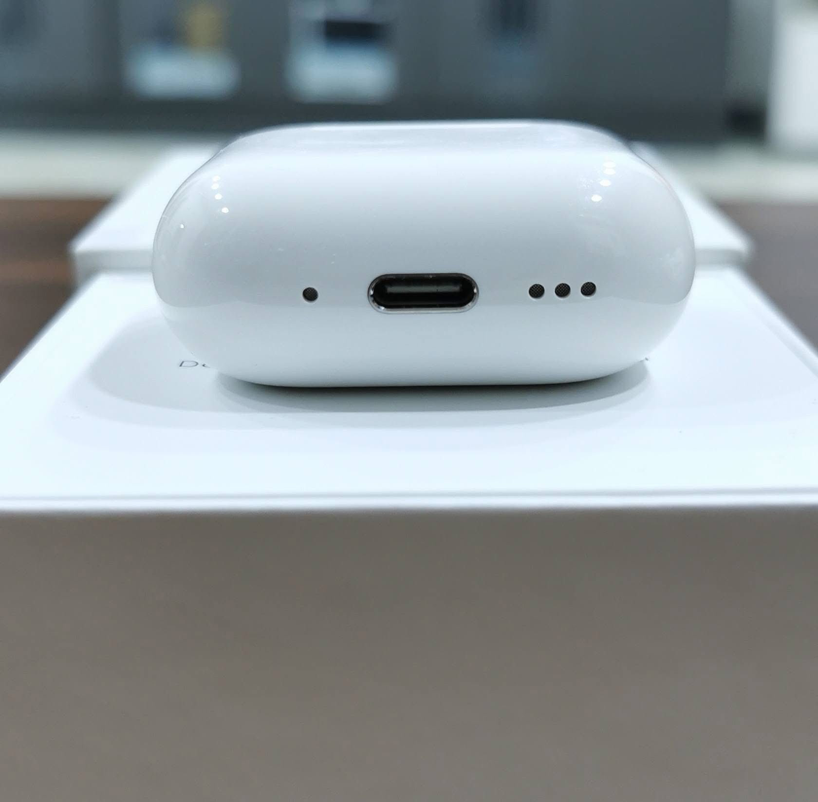 Airpods 4 ANC
ايربود الجيل الرابع ام العزل نظافه 
100% اصلي وضمان ماستر
السعر 225 وبيه مجال بسيط
بغداد البياع ***********
