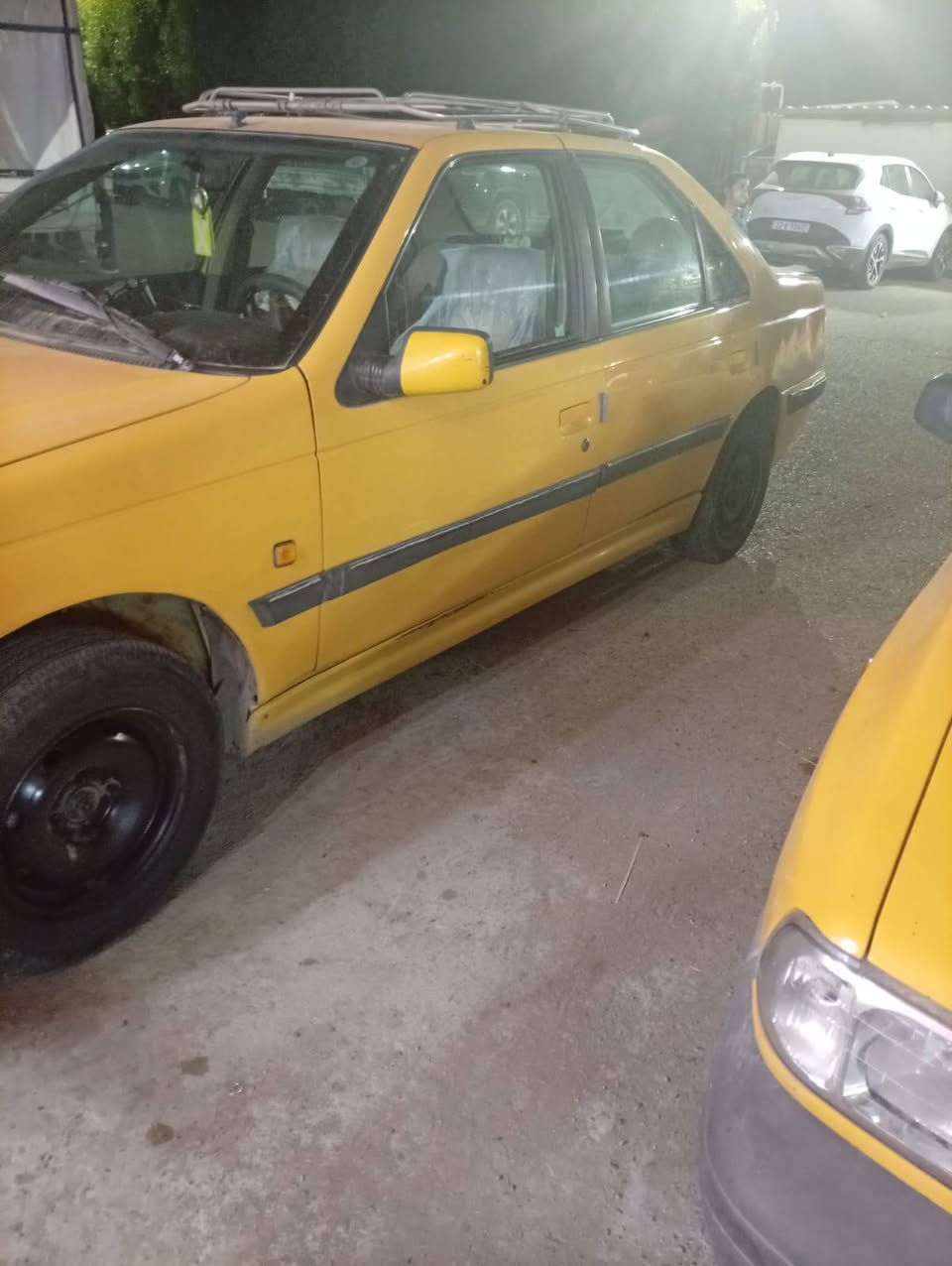 السلام عليكم بيجو بارص 2015 سياره جاهزه كير مكينه كهربائيات نصبته كلش حلوه بيه بارد قليل بلجاملغ تاخذ صافي هيئه غرامات مكاني بغداد السعر 43 رقم صاحب السياره ***********
