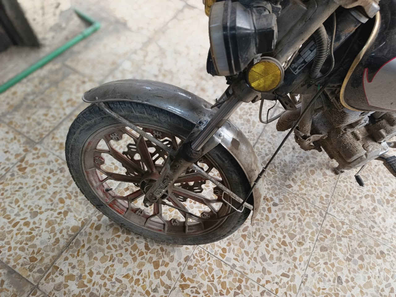 سلام عليكم ايراني مديل ٢٤ دراجه ببه نواقص ومامغسواله للبيع ب ٥٠٠وبيه مجال ومارجعه الدراجه بينه كهربايات ودجبول وباتري  وياه هديه ويل خلفي كامل مكاني الدوره ***********
