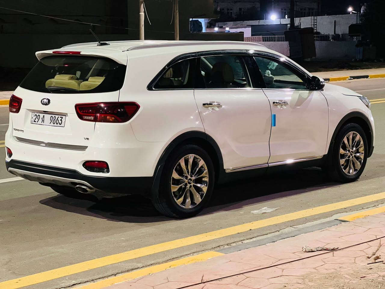 السلام عليكم سورنتو موديل 2019 شكل عشرين خليجي مكفوله فول ماعدى الفتحه السعر 260 للاستفسار ***********
