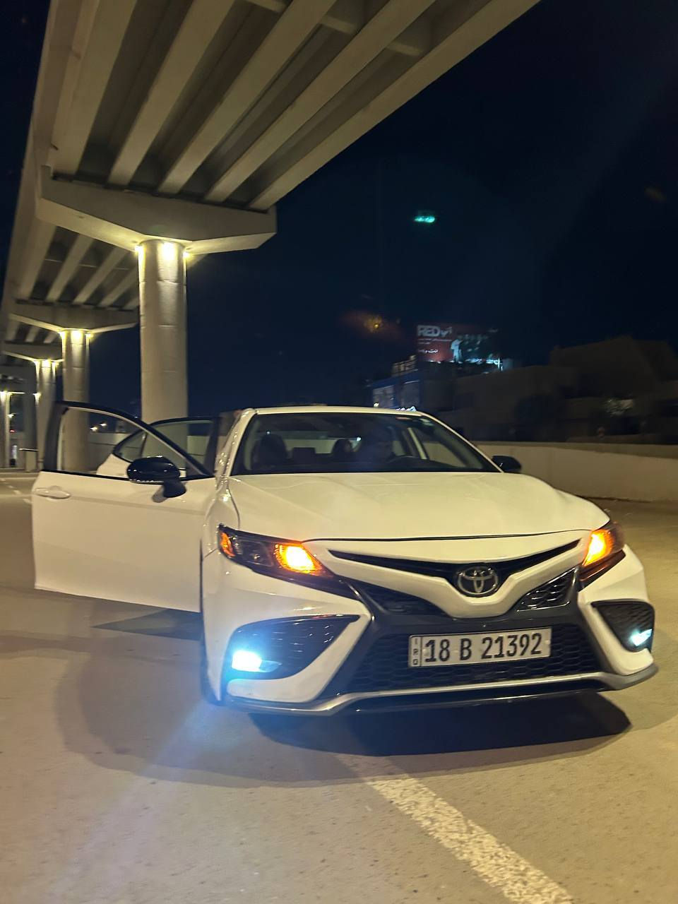 للبيع كامري موديل 24 رقم بابل معوقين بيها بس جاملغ السعر 180ماشيه 10الف اخت الزيرو صور الحادث بالمنشور مراوس ماكو بس بيع ***********
